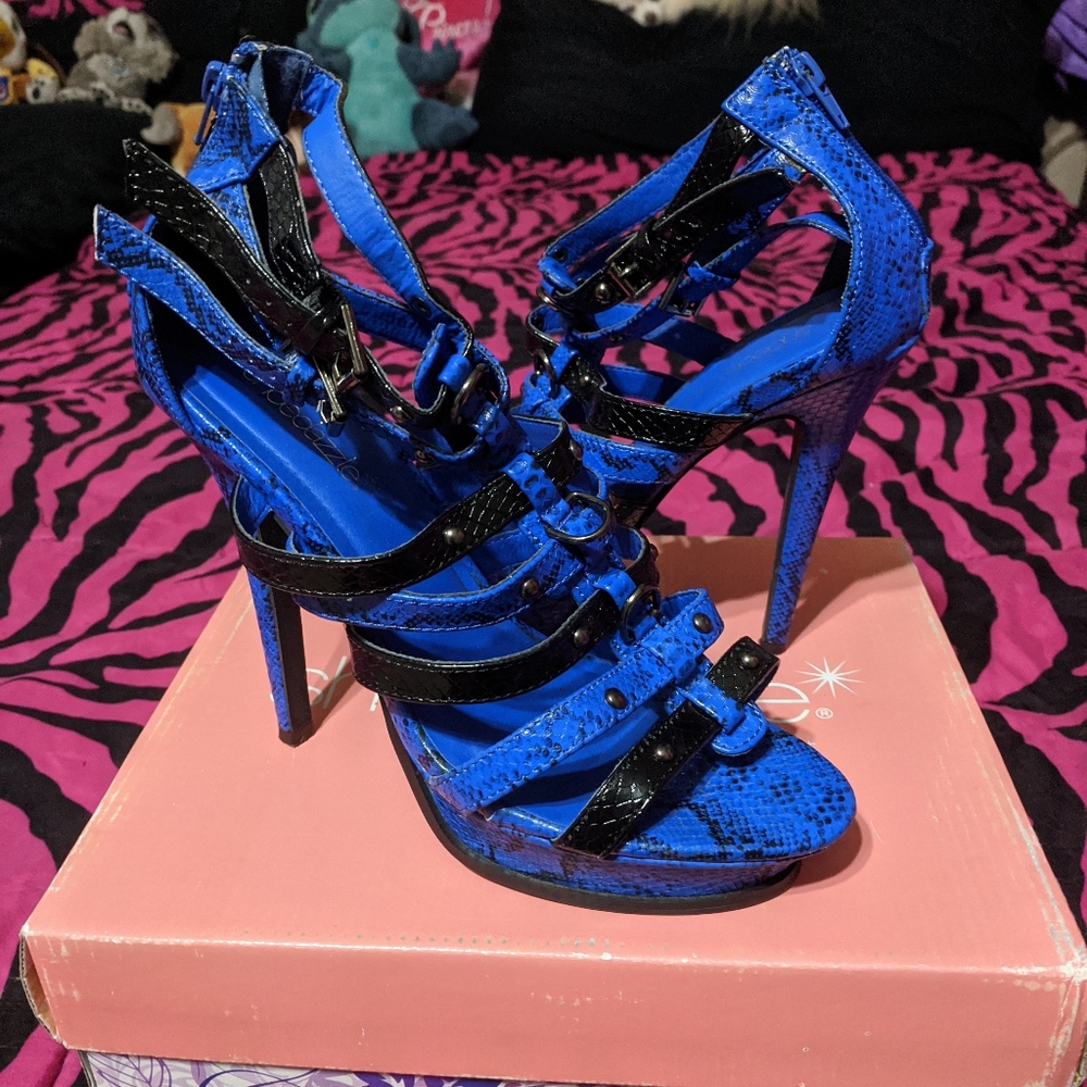 Shoedazzle Zelda heels